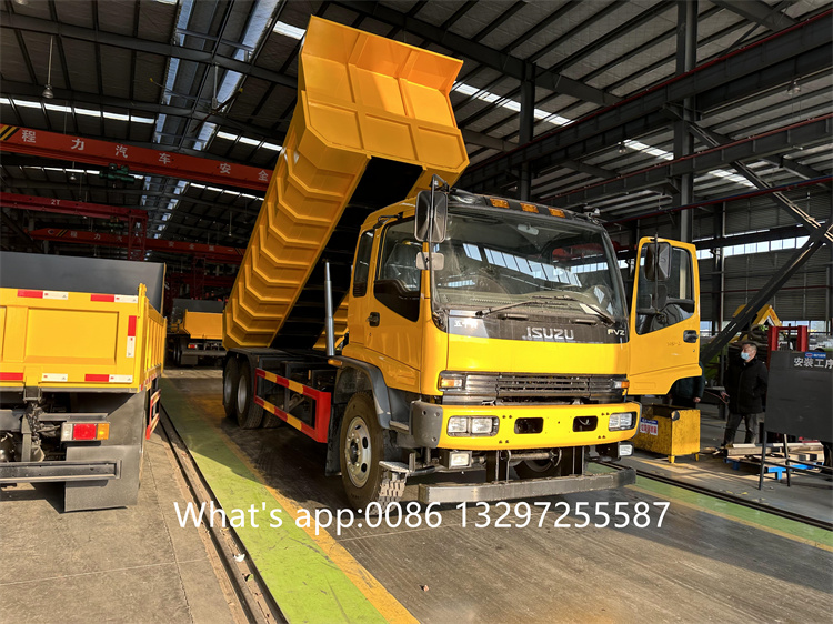 Caminhão basculante ISUZU