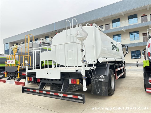 Caminhão tanque de água ISUZU 15CBM